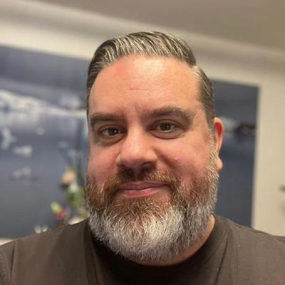 Picture of speaker: Golo Roden